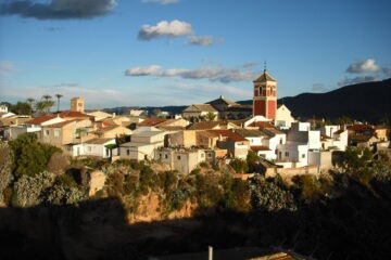 Vista panorámica de Librilla, Murcia, y su barranco