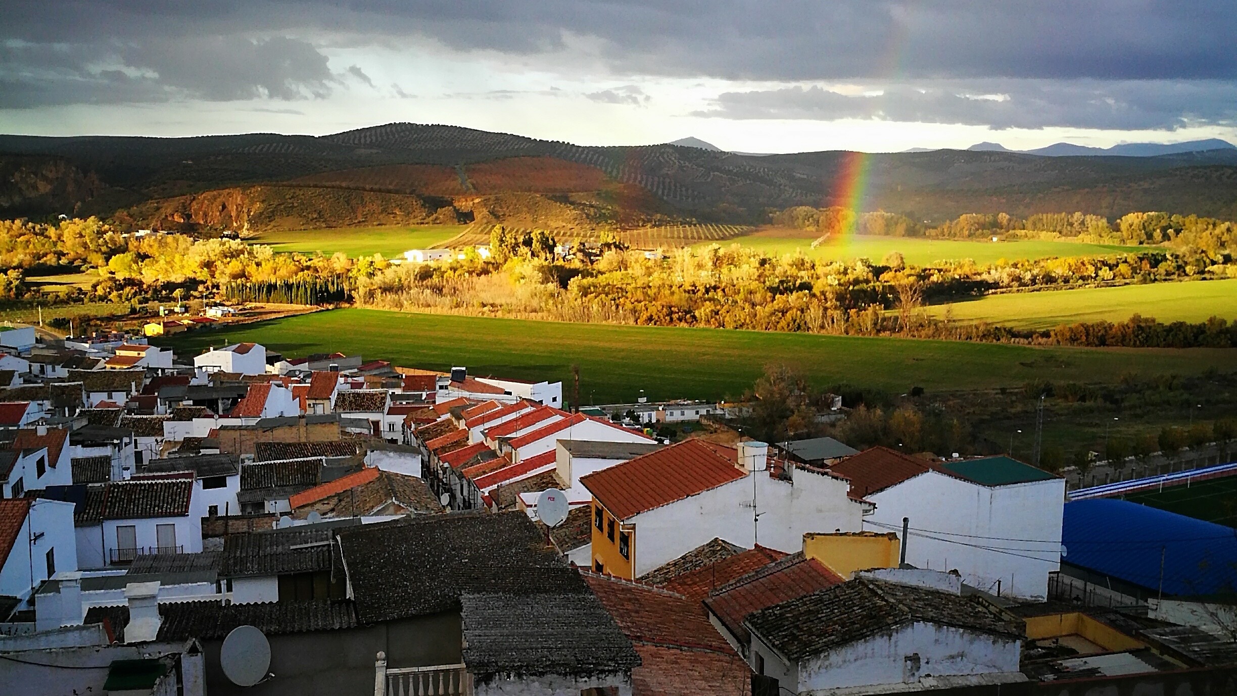 Vista panorámica de Cuevas Bajas, Málaga, desde el mirador de la ermita